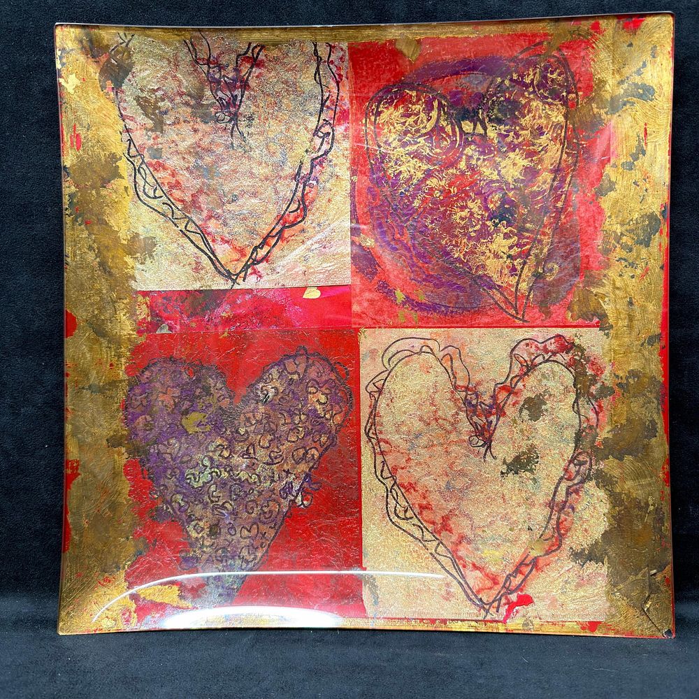 Lot 121: Laurel A Wilder Platter Hand-Crafted Art Glass Plate Signed Laurels Heart