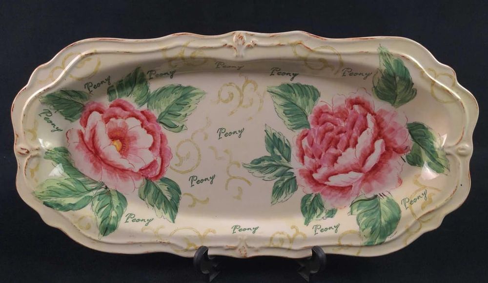 Lot 124: Classic Peony Fine China Serving Long Platter