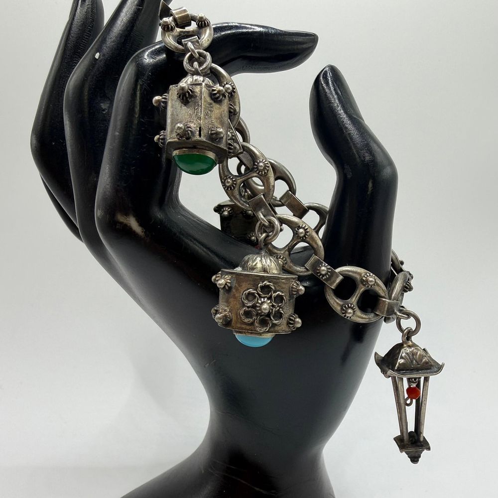 Lot 138: Floral Motif Ornate Fob Charm 800 Silver Bracelet ER48 Moonstone