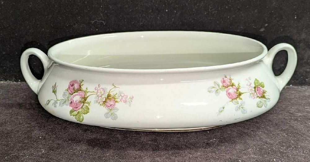 Lot 193: Vintage Verona China Serving Bowl With Handles