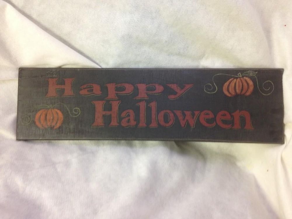 Lot 330: NOS-Rustic Halloween Decor Sign-Happy Halloween lot 5
