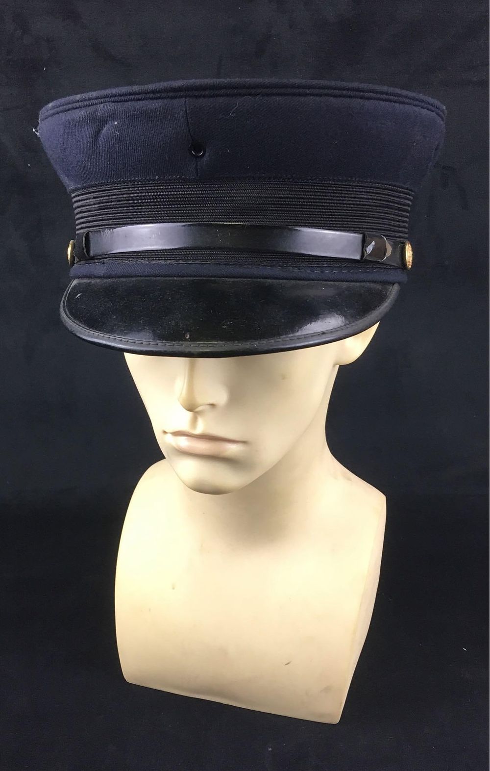Lot 447: Vintage Wentworth Head Master Model Fireman's Cap