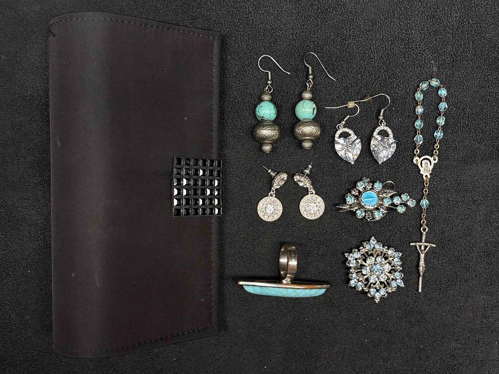 Lot 410: 7pc Azure Gilded Grace Mixed Costume Jewelry Lot