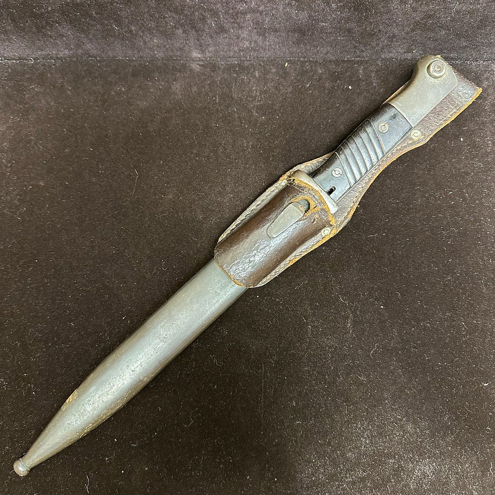 Lot 202: German E Pack and Sons Solingen Dress Bayonet with Scabbard and Leather Frog