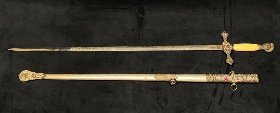 Lot 335: Antique Masonic Knights Templar Sword