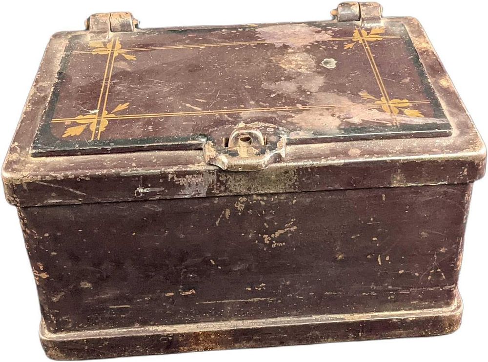 Lot 418: Antique Iron Stage Coach Lockbox With Handles