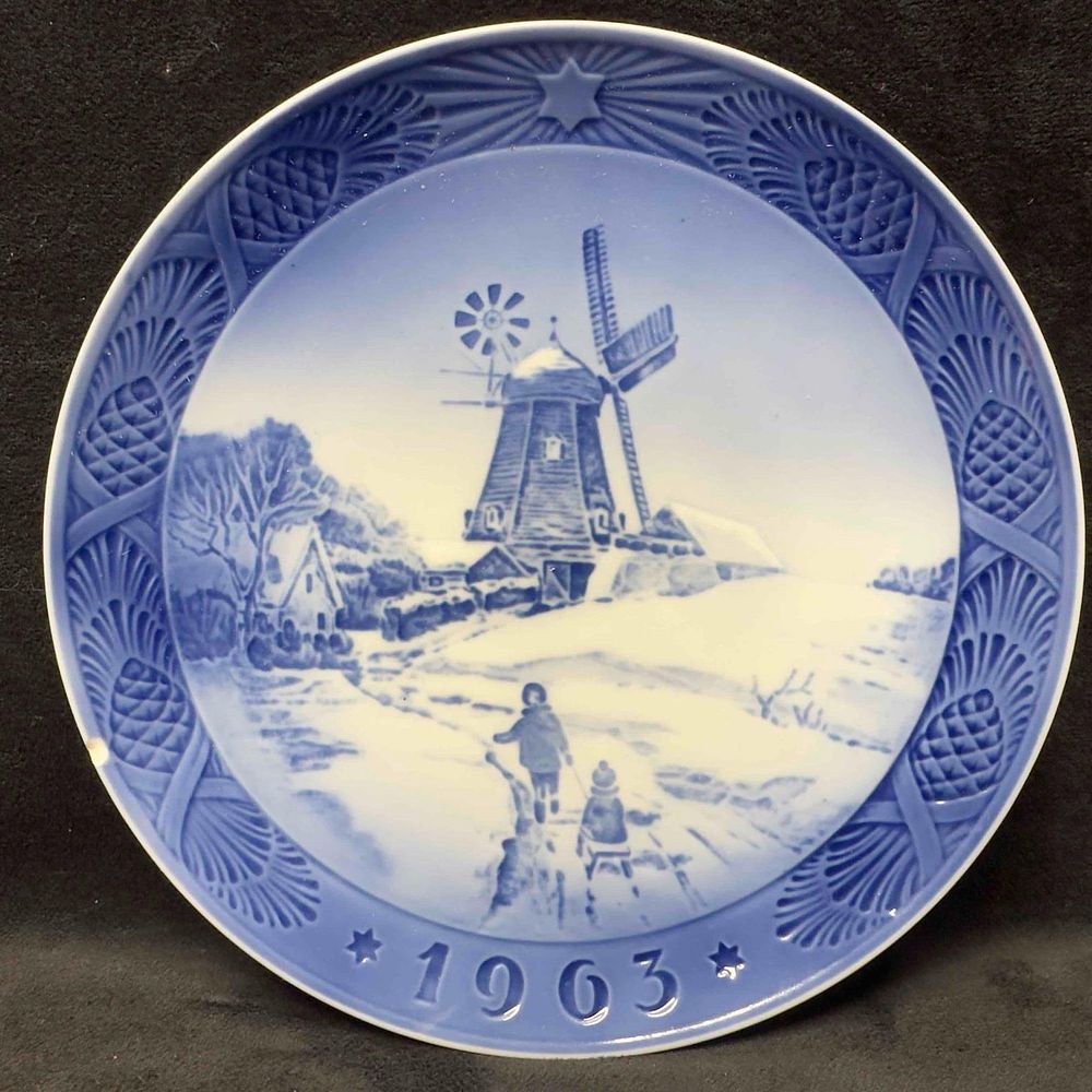 Lot 362: Royal Copenhagen Denmark 1963 Plate Kai Lange Windmill