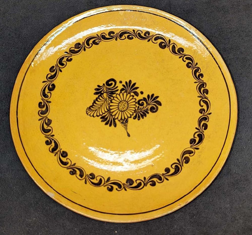 Lot 453: Vintage Ceramic Floral Plate