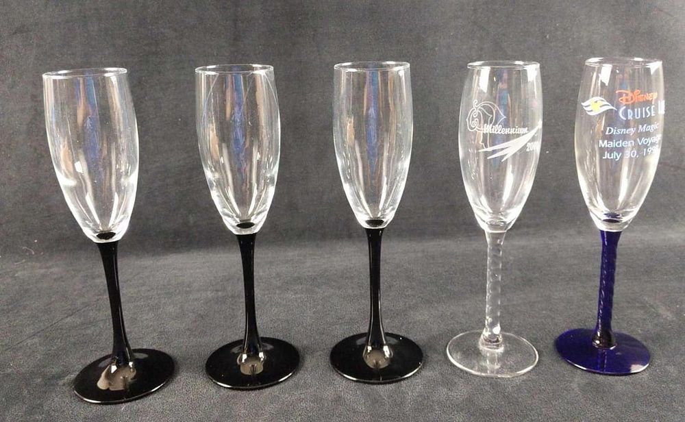 Lot 460: Champagne Flute Disney Cruise Year 2000