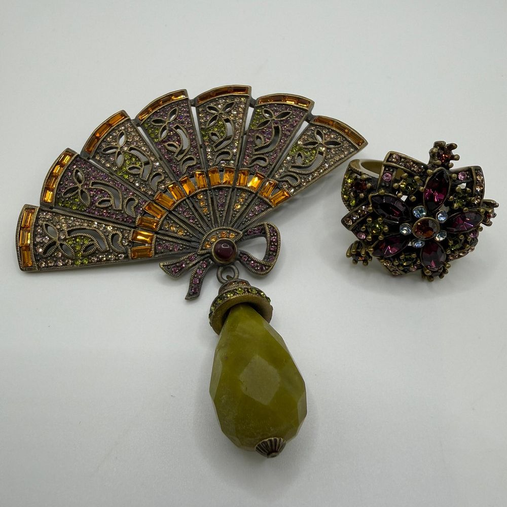 Lot 157: Heidi Daus Signed Crystal Fan Brooch and Floral Ring Jewelry Set