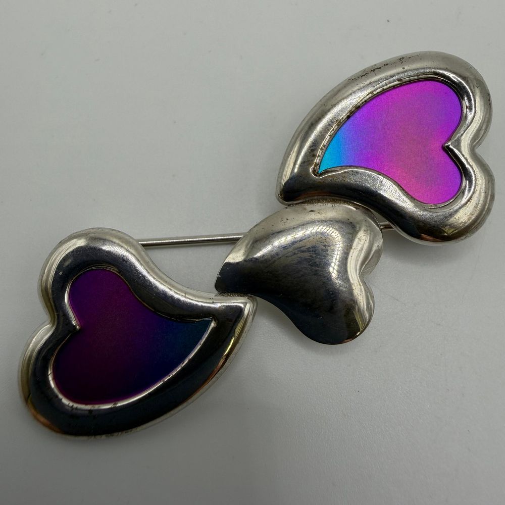 Lot 158: Triple Heart 925 Sterling Silver Brooch