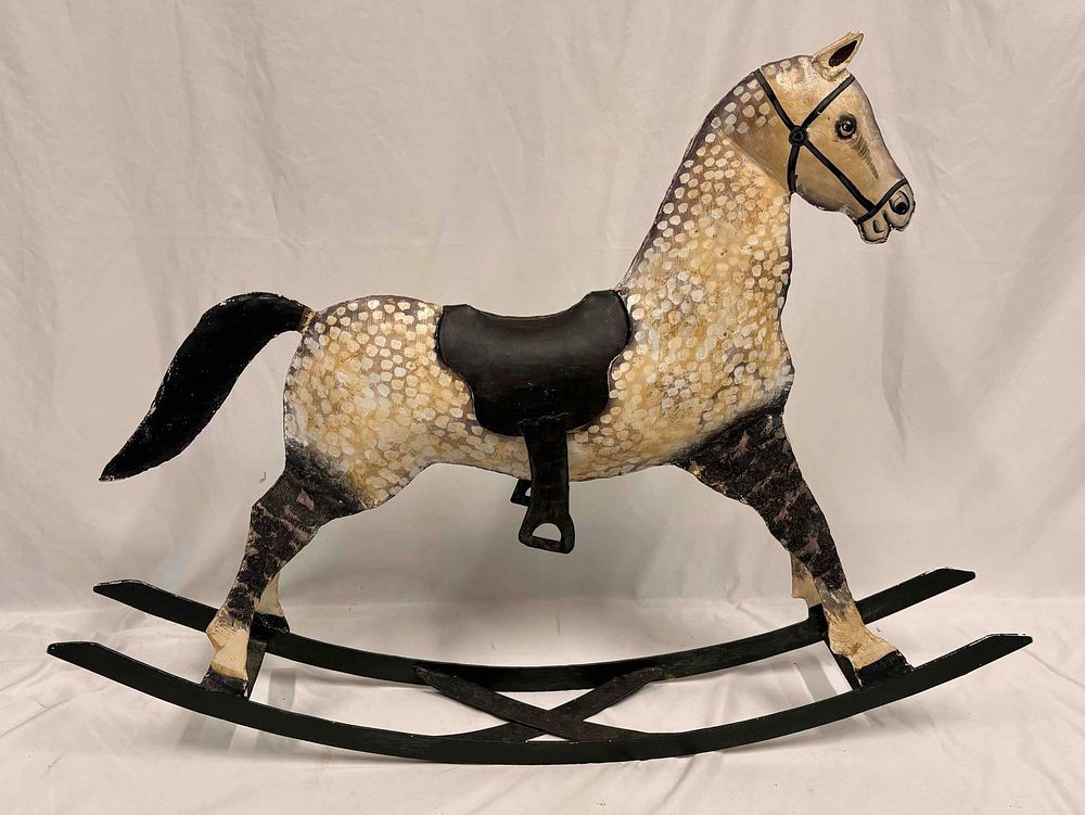Lot 162: Rustic Outdoor Decorative Metalwork Horse Sculpture