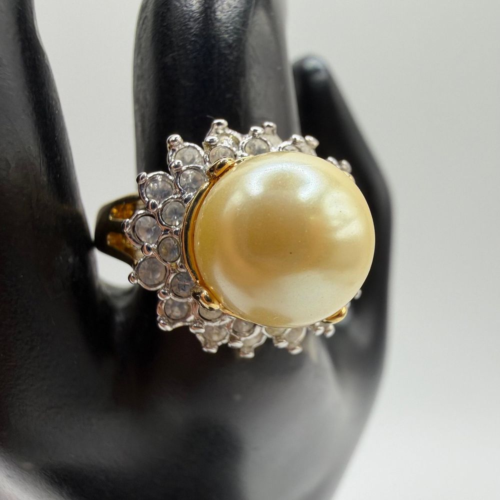 Lot 184: Kenneth Jay Lane Cocktail Ring Gold Tone Clear Rhinestones KJL Sz 10