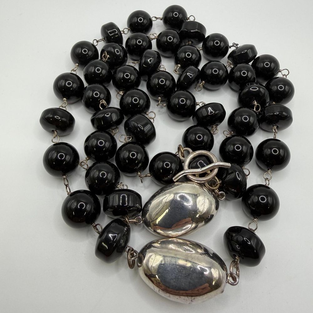 Lot 186: Polished Black Onyx Beaded Sterling Silver Toggle Clasp Findings Necklace