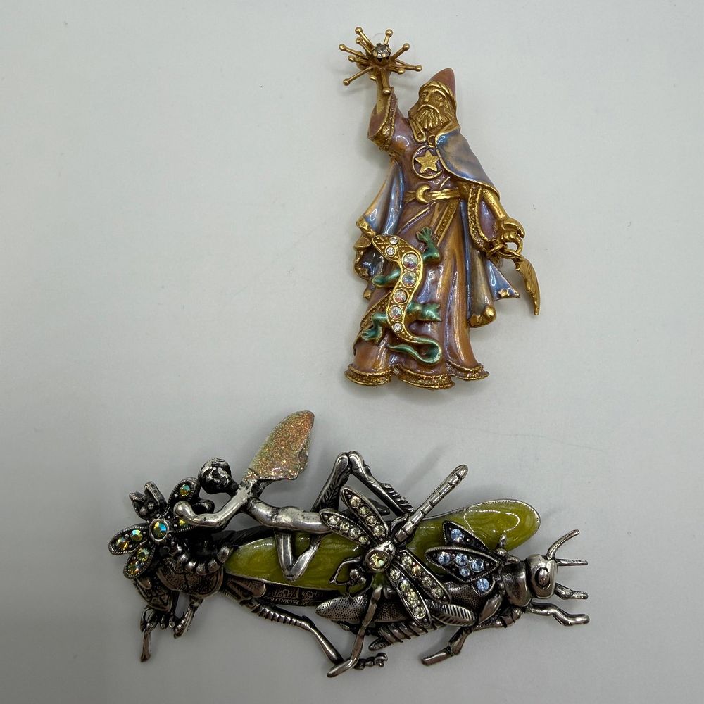 Lot 219: Kirks Folly Wizard and Fairy Grasshopper Enamel Crystal Brooch Fantasy Set HG3