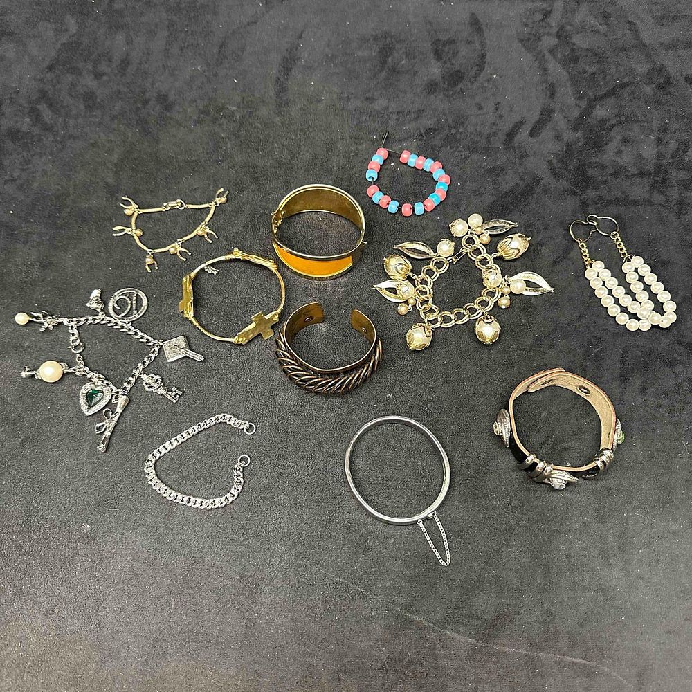 Lot 235: Mixed Costume Jewelry Bracelets and Bangles Lot J15