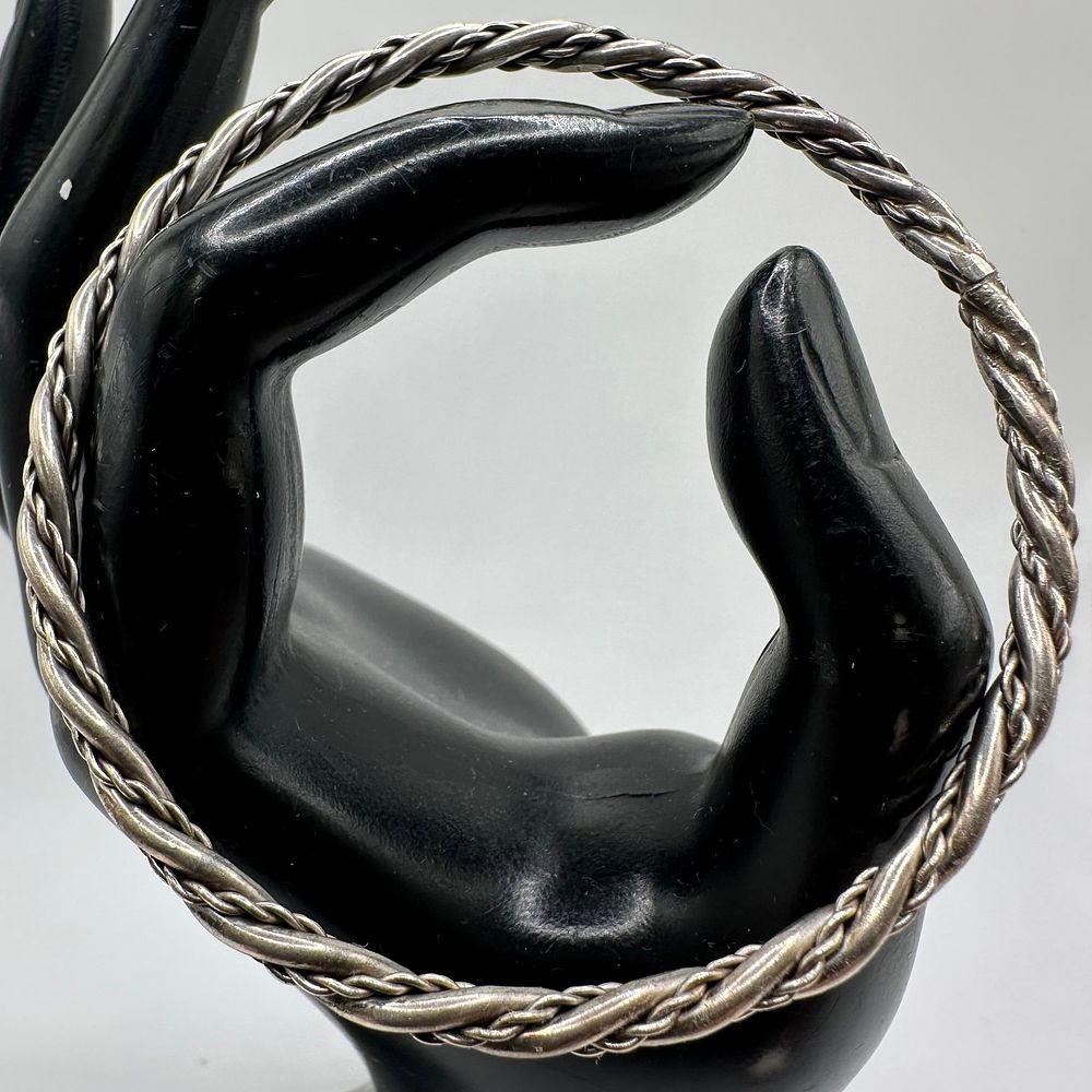 Lot 280: Silverwork Braided Style Twist Rope Bangle Bracelet M49