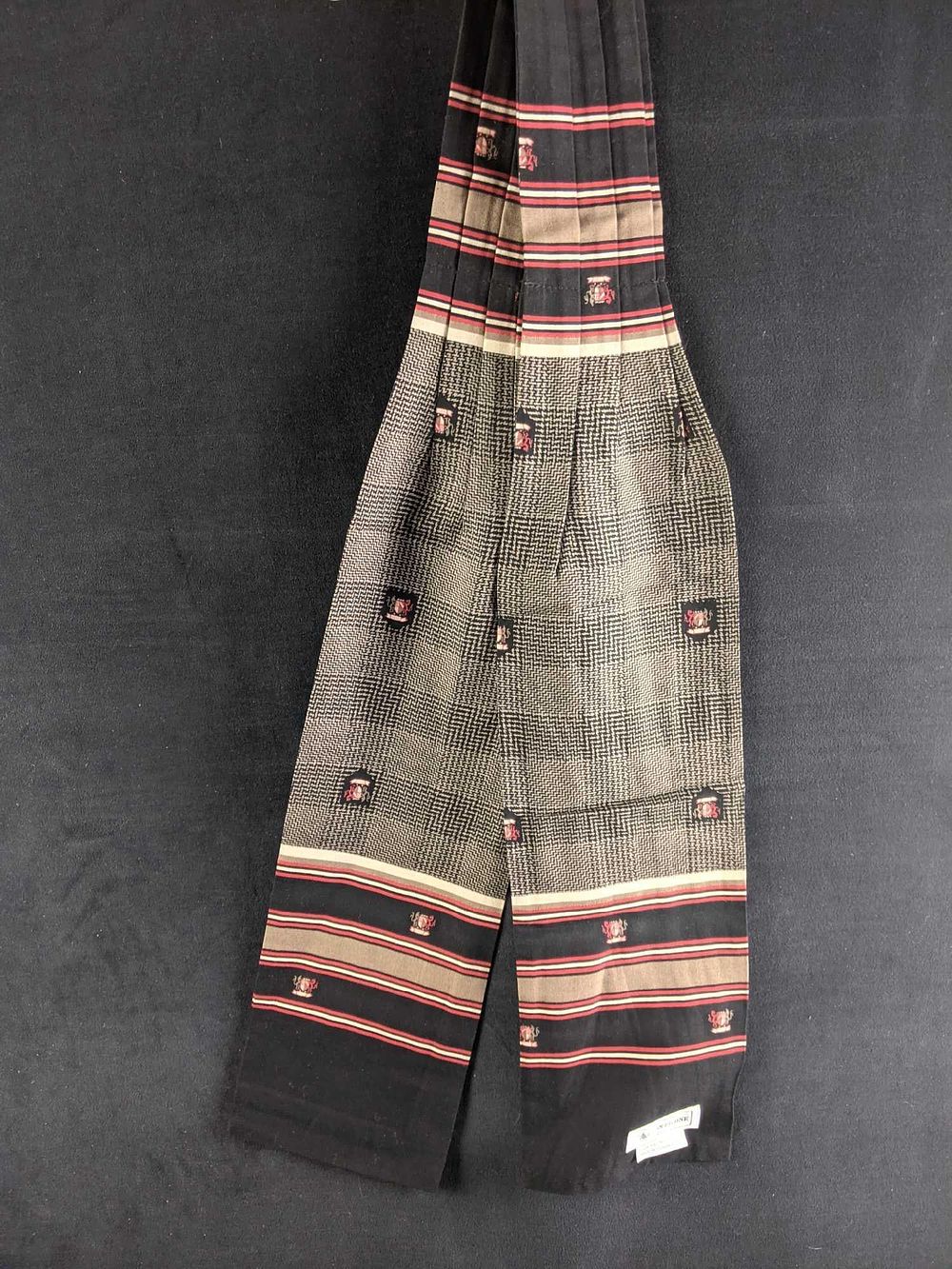 Lot 290: Evan-Picone Scarf Heraldry Crest Design