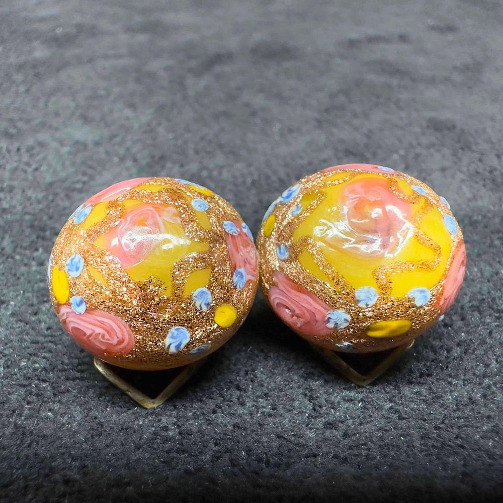 Lot 338: Murano Venetian Art Glass Lamp Work Yellow Round Floral Beaded Earrings D56