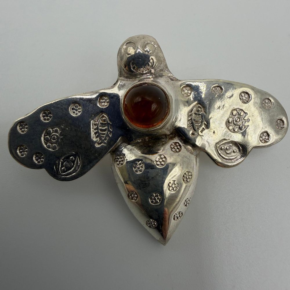 Lot 470: Sajen 925 Amber Sterling Silver Brooch Pendant HG38