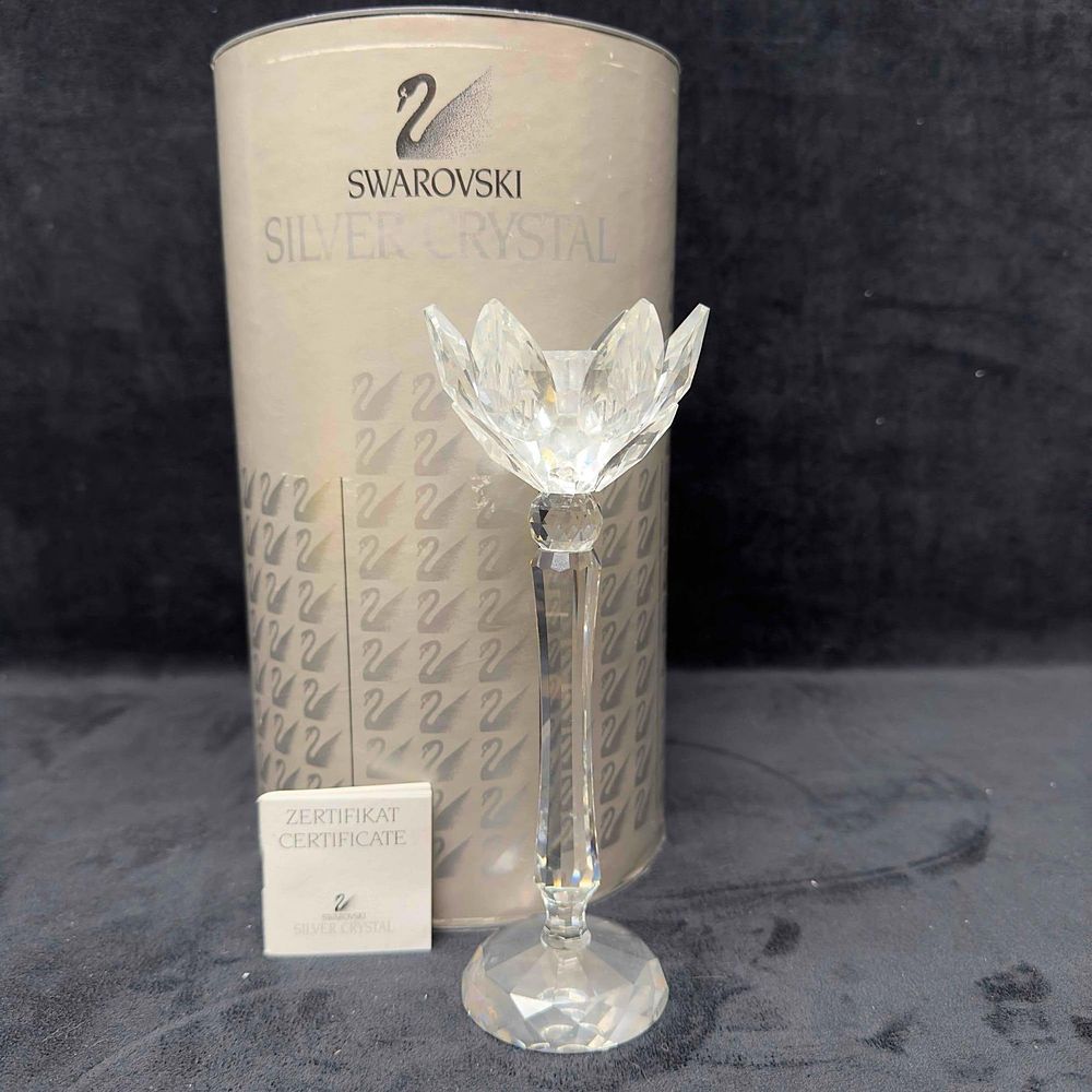 Lot 152: Swarovski Crystal Tulip Candle Holder Water Lily 7600 NR 141 000 Broken Repaired A