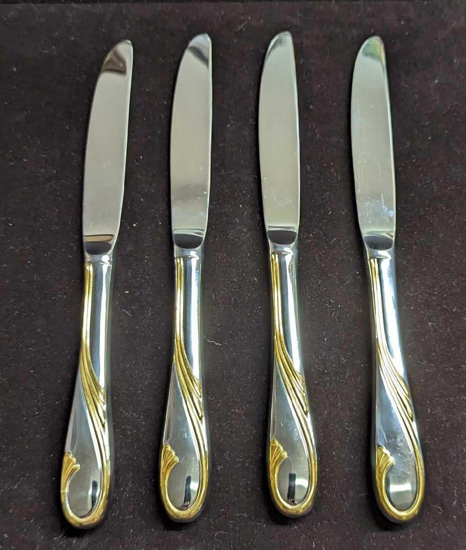 Lot 167: 4 Retired Gorham Golden Swirl Dinner Knives A