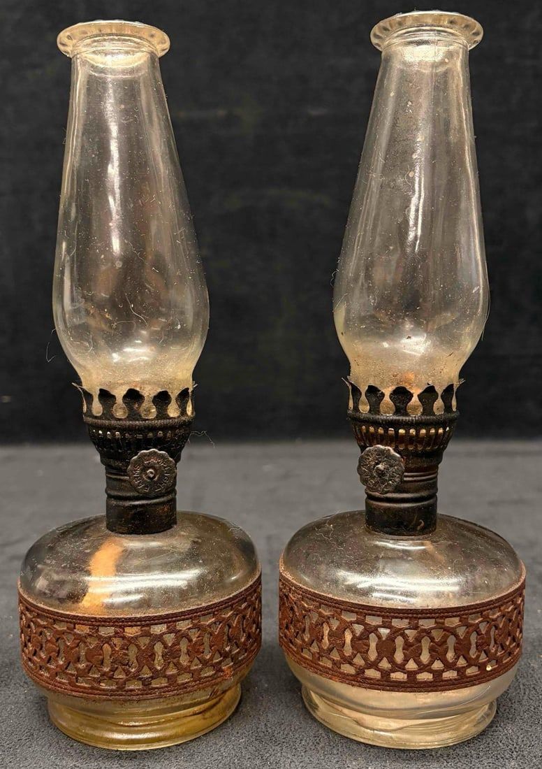 Lot 282: Set of Two 1970s Lamplight Farms Oil Lamp
