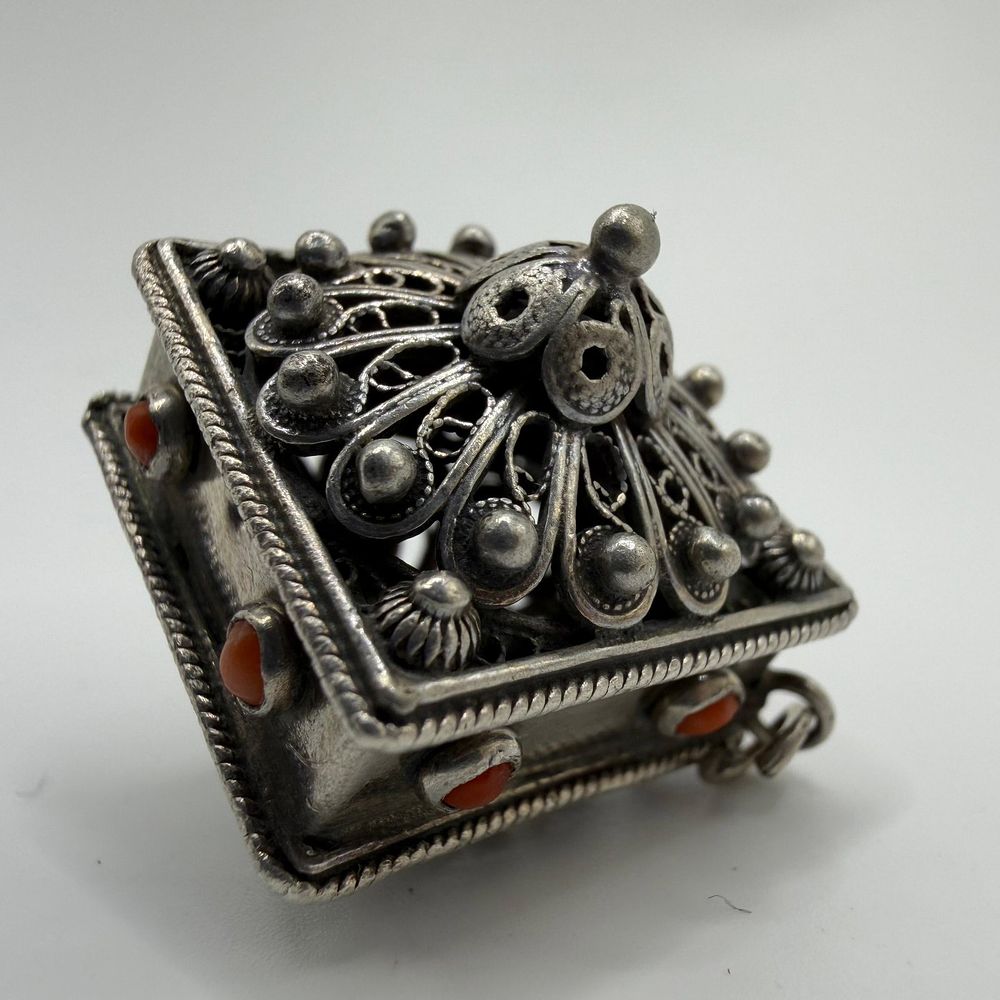 Lot 310: Trinket Pill Box Type Silver Charm Red Coral Cabochons ER86