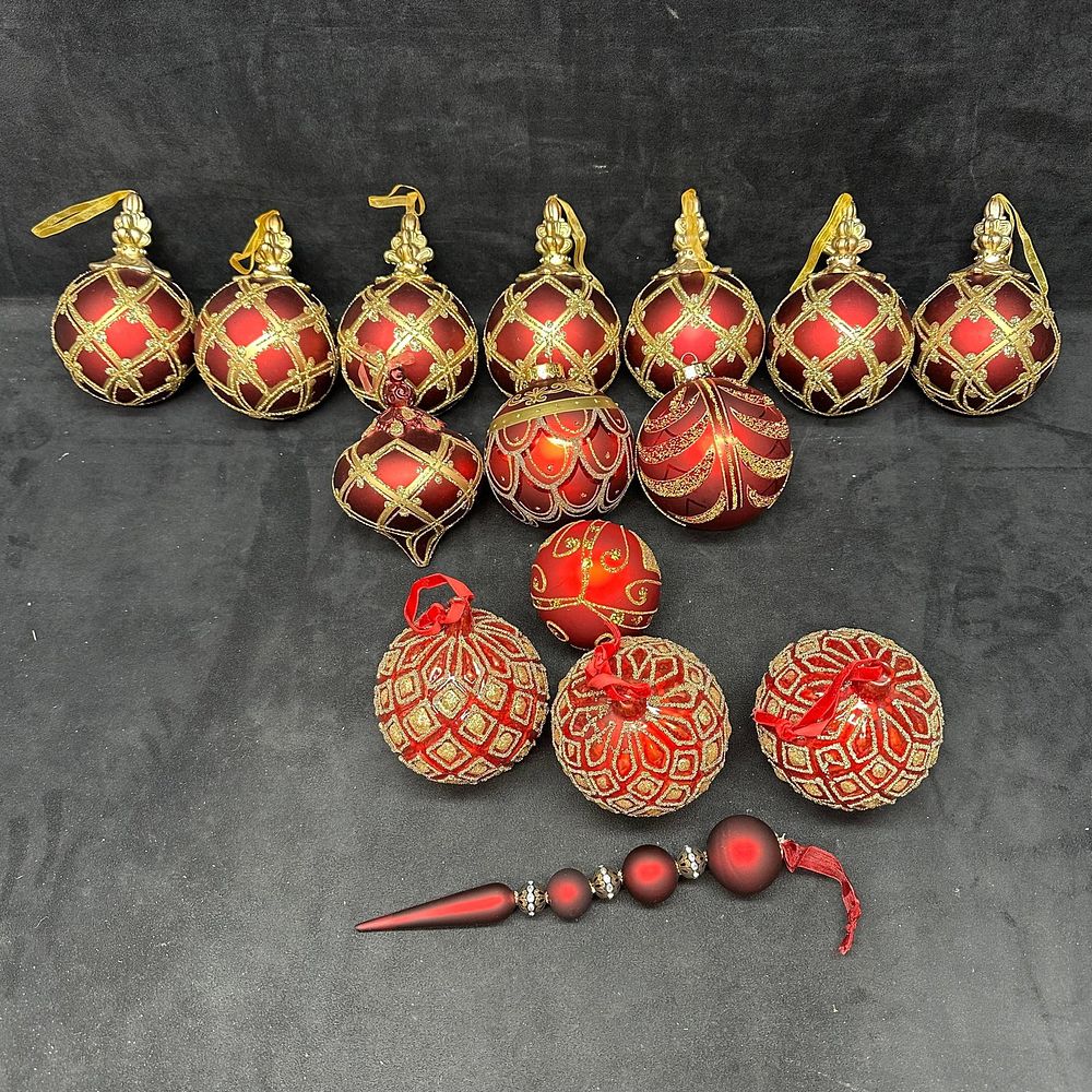 Lot 325: Mixed Red Gold Christmas Ornament Lot Glass And Plastic Holiday Decor