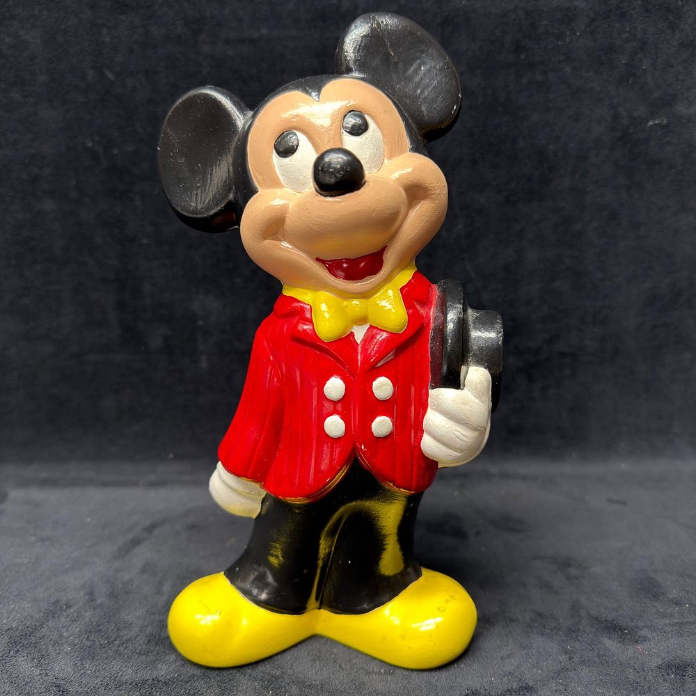 Lot 374: Walt Disney Productions Mickey Mouse Cast Figure