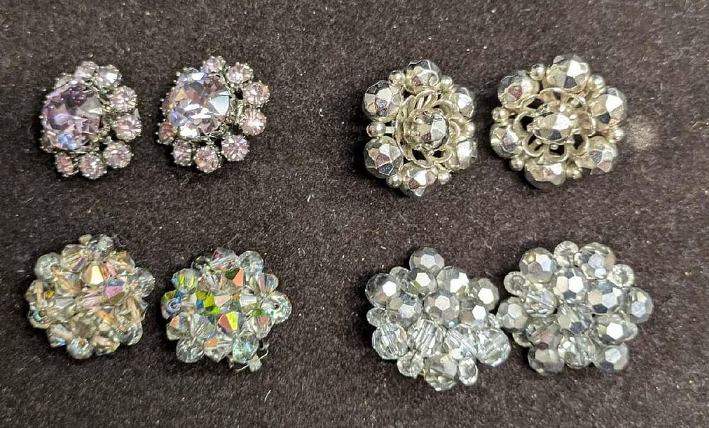 Lot 164: Vintage AB Crystal Rhinestone German Unsigned Brooch Pin Lot Of 4