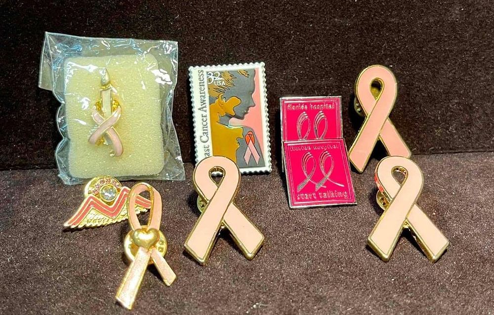 Lot 189: Breast Cancer Pin Bundle (F18)