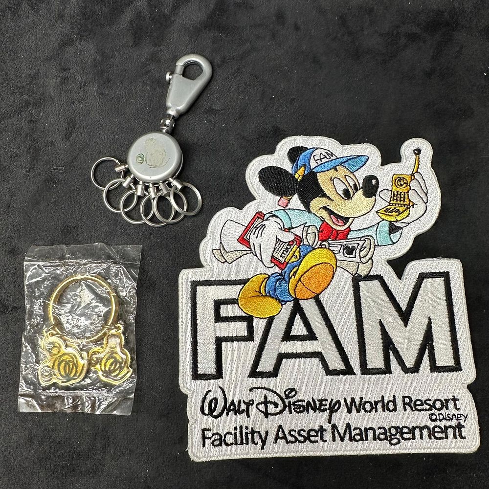Lot 214: Disneyana Memorabilia Disney Cast Member Collection Disney Quest Key Chains Mickey FAM