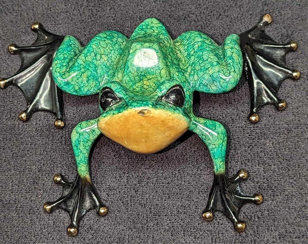 Lot 218: LE Frogman Tim Cotterill Bronze Frog Little Wally