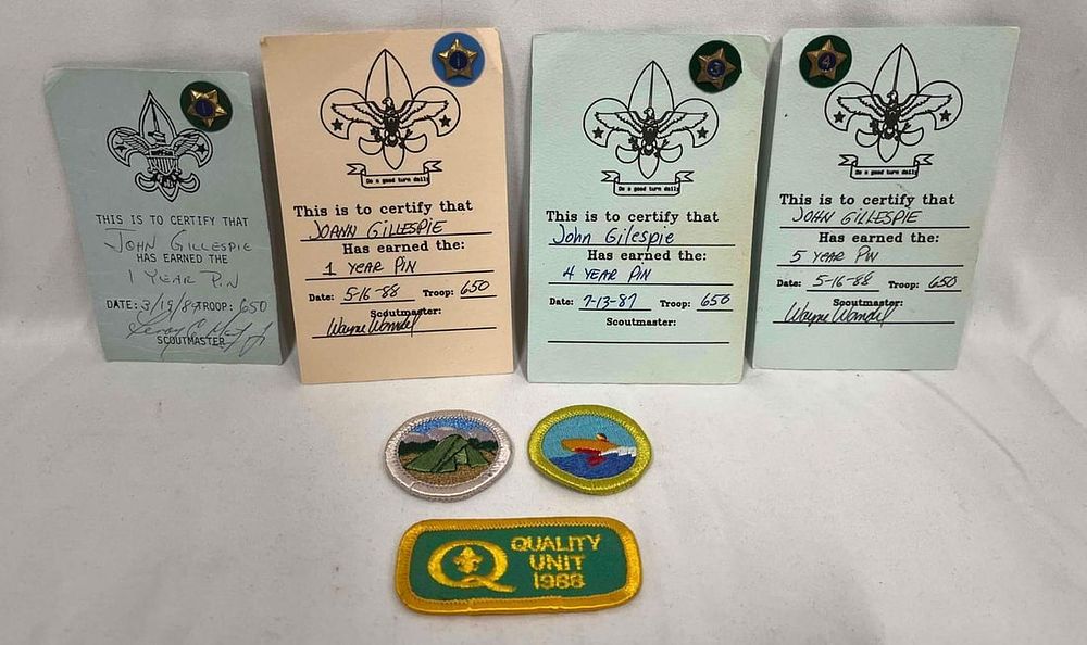 Lot 416: Boy Scout Memorabilia Bundle 3 Patches + 4 Pins