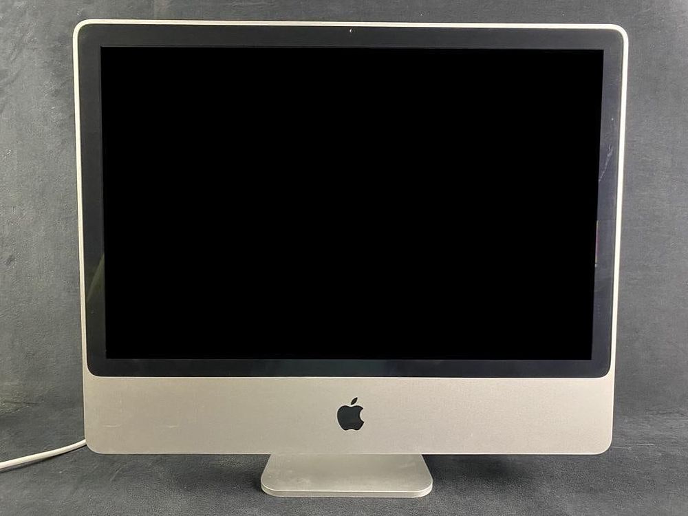 Lot 476: 2008 Apple iMac Desktop For Parts or Repair