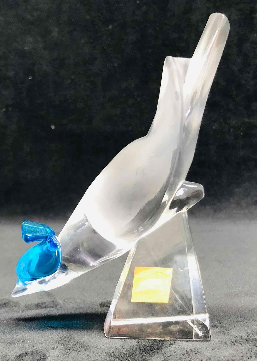 Lot 252: Signed Lalique Crystal Pimlico Blue Jay Figurine