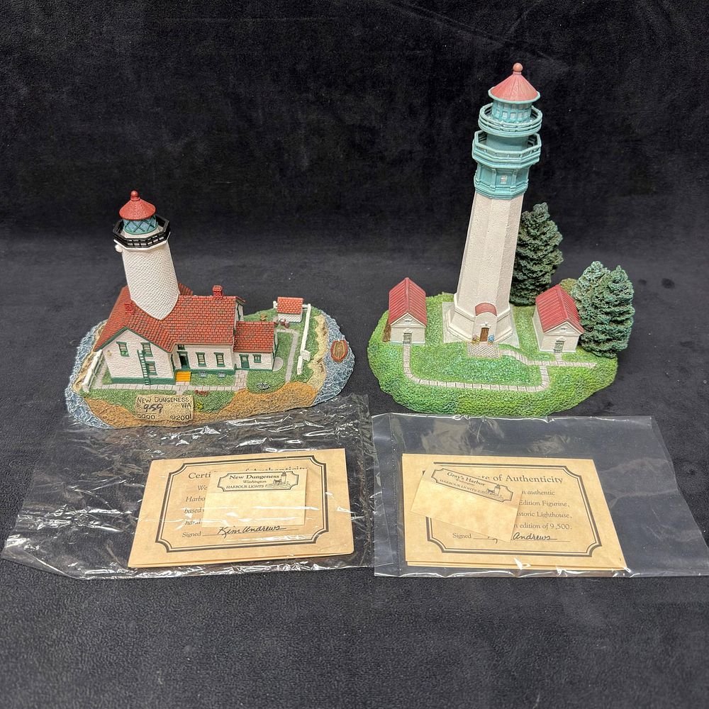 Lot 378: New Dungeness Harbour Lights Washington Lighthouse Figurines Set
