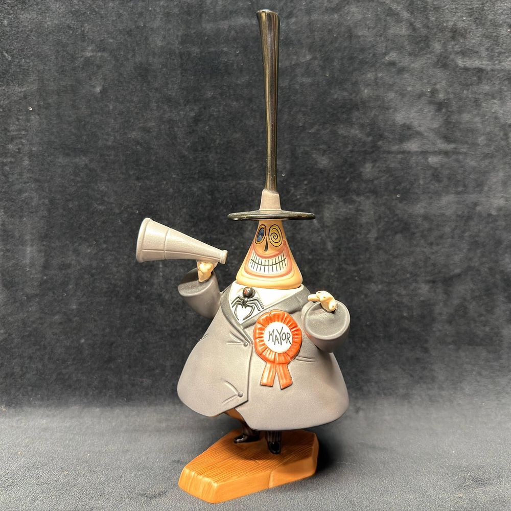 Lot 412: Walt Disney Classics Collection Nightmare Before Christmas Mayor Two Faced Politician Figurine