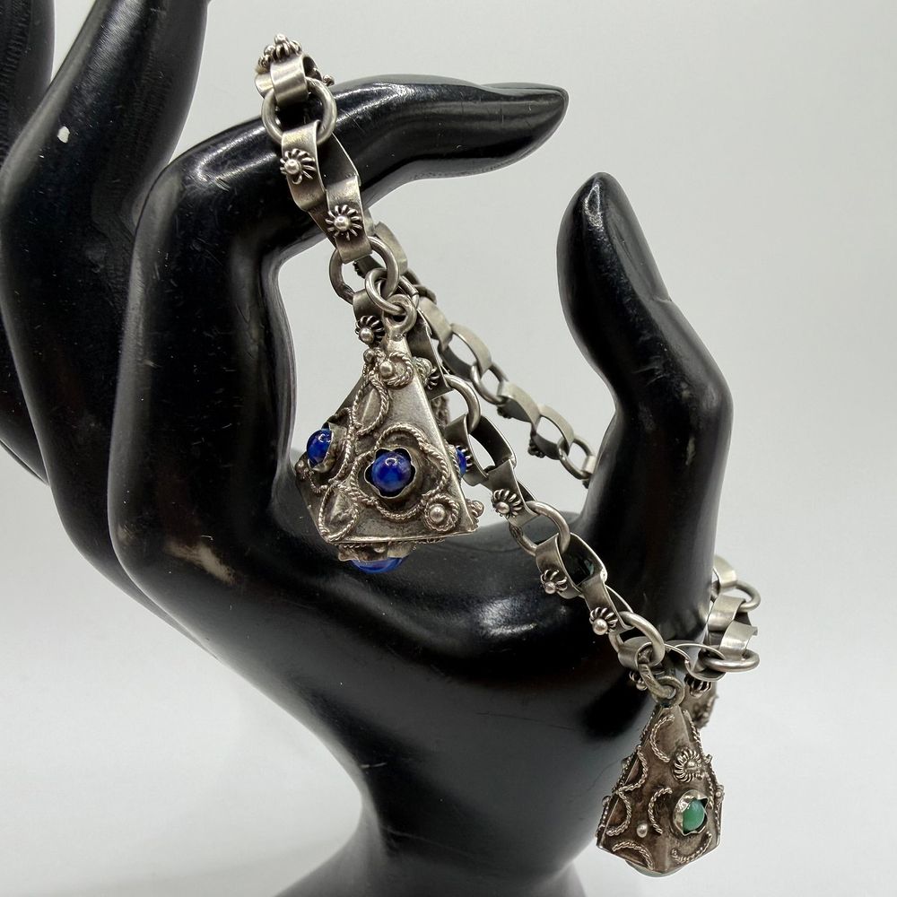Lot 423: 800 Silver Bracelet Pyramidal Filigree Fob Charms RS1