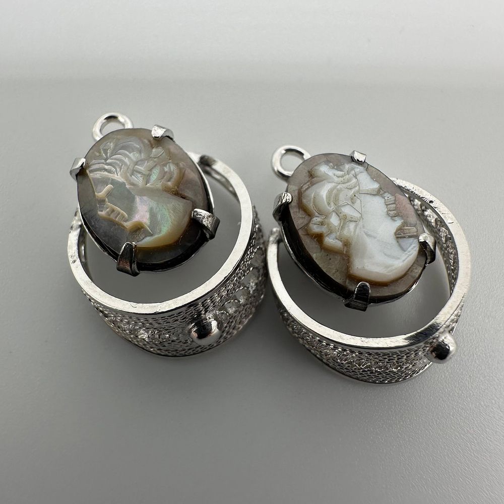 Lot 493: Silver Abalone Shell Carved Cameo Charms Jewelry