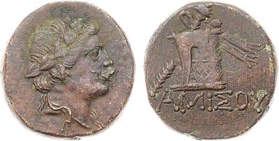 Древняя Греция. г.Амис, Царь Митридат VI Евпатор. AE 100-95 гг. до н.э. Бронза. 8,91г. Аверс: 