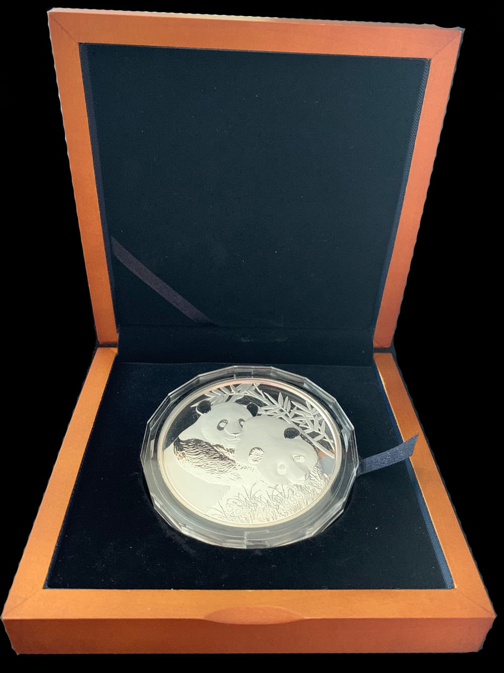 Lot 2153: People's Republic of China Gold and Silver Coins