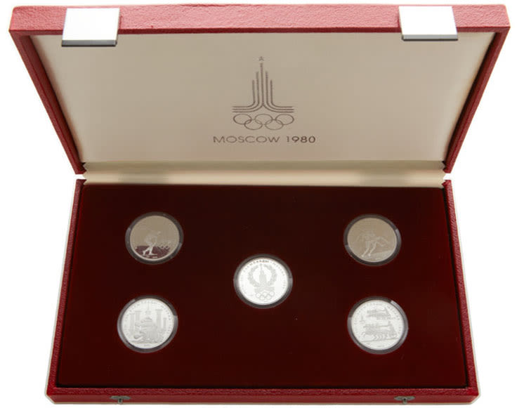 Lot 2248: Soviet Union Gold and Silver Coins