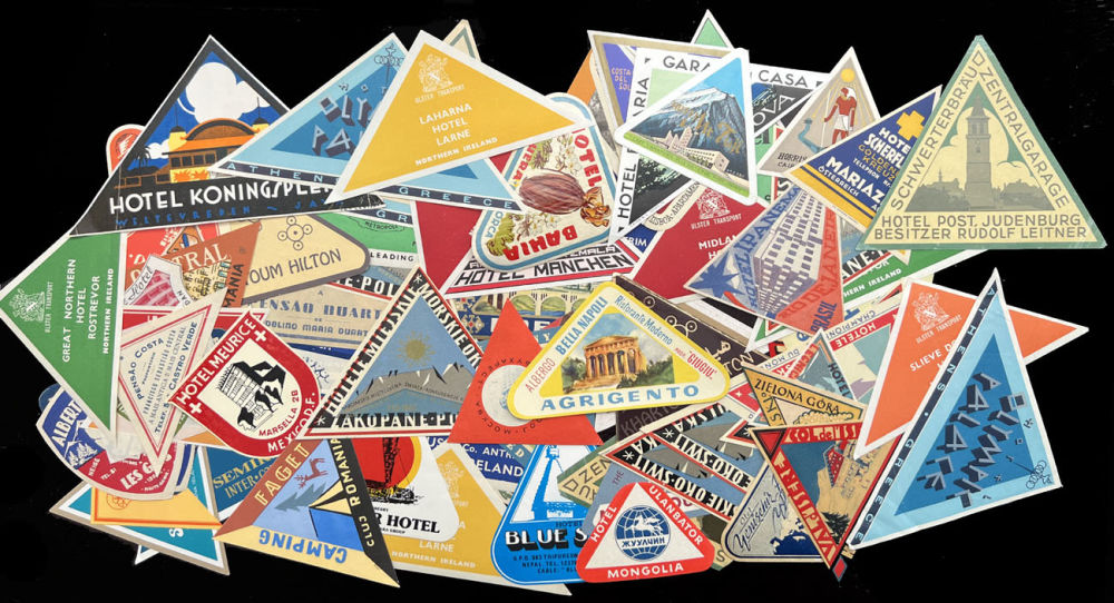 Lot 1580: Worldwide Topical Issues - Hotel's Luggage Stickers Collection