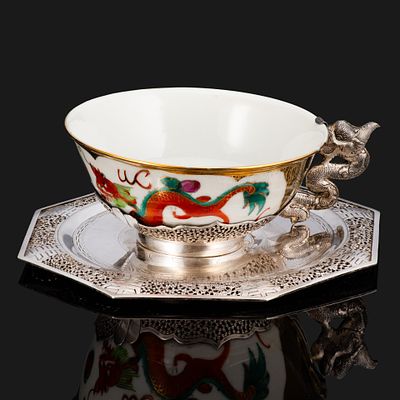 Пара чайная с изображением петуха и дракона, серебро 900 пробы, фарфор, роспись, золочение 