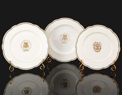 Набор тарелок (суповая, закусочная и обеденная) на одну персону (эгоист) с монограммой "Z" 