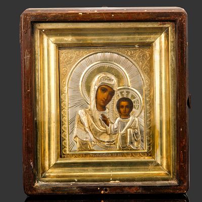 Икона "Богоматерь Казанская" в окладе и киоте, серебро 84 пробы, золочение, Российская империя 