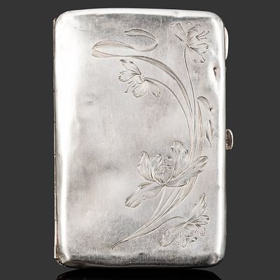 Портсигар с цветочным декором, мастер-монограммист "ВЕ", серебро 84 пробы, гравировка 