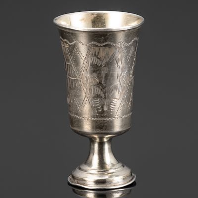 Рюмка с изображением домов, серебро 84 пробы, Российская империя, 1880-1890 гг. Страна: 